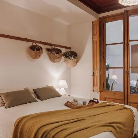 Alajar - 3 Bedrooms In St Pere Sta Caterina Appartement